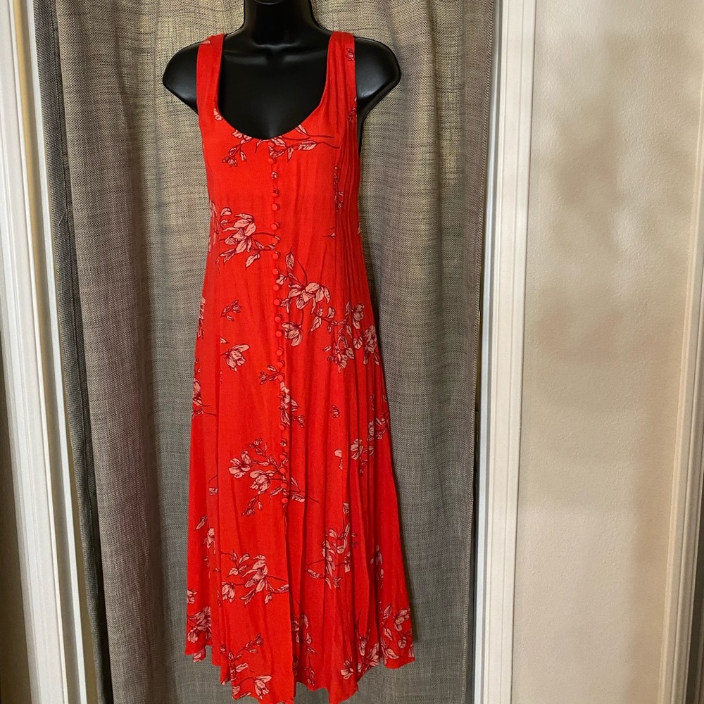 Floral tie back dress